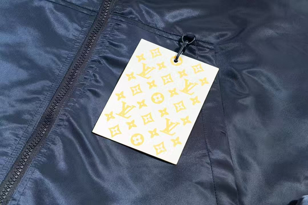 Double-faced fashionable and comfortable jacket