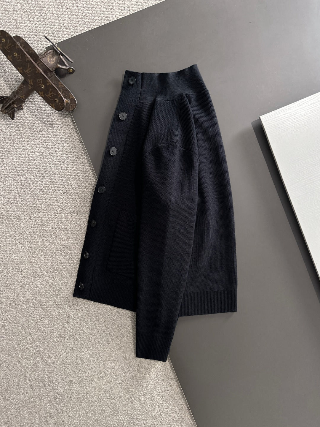 Classic Fashion Sweater-106