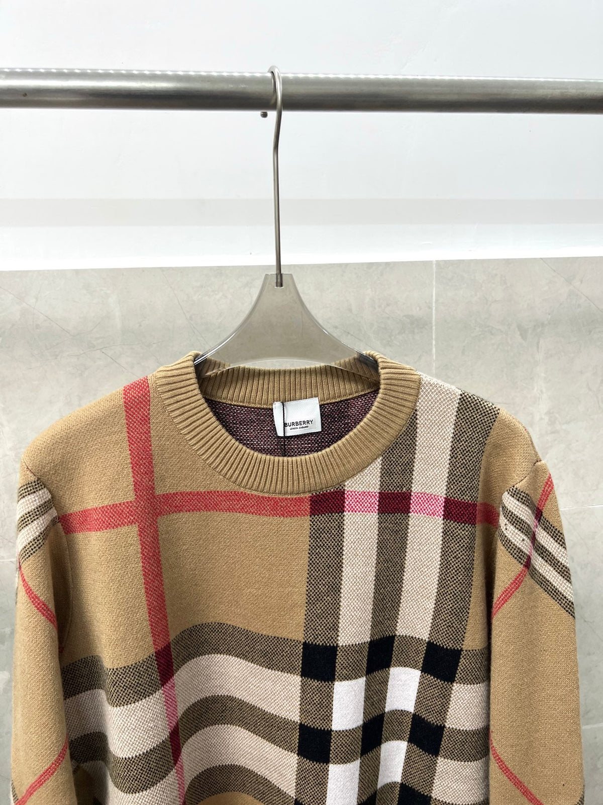 Classic Fashion Sweater-129