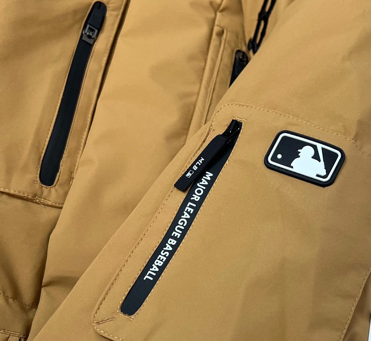 Ultra-Light Winter Puffer β8