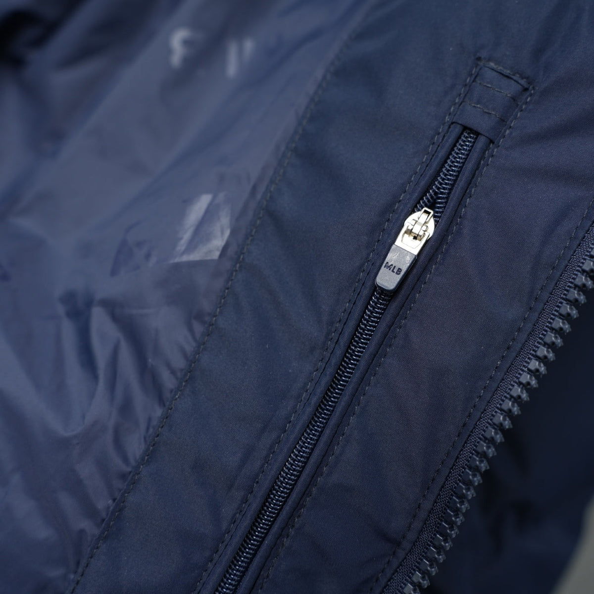 Ultra-Light Winter Puffer β26