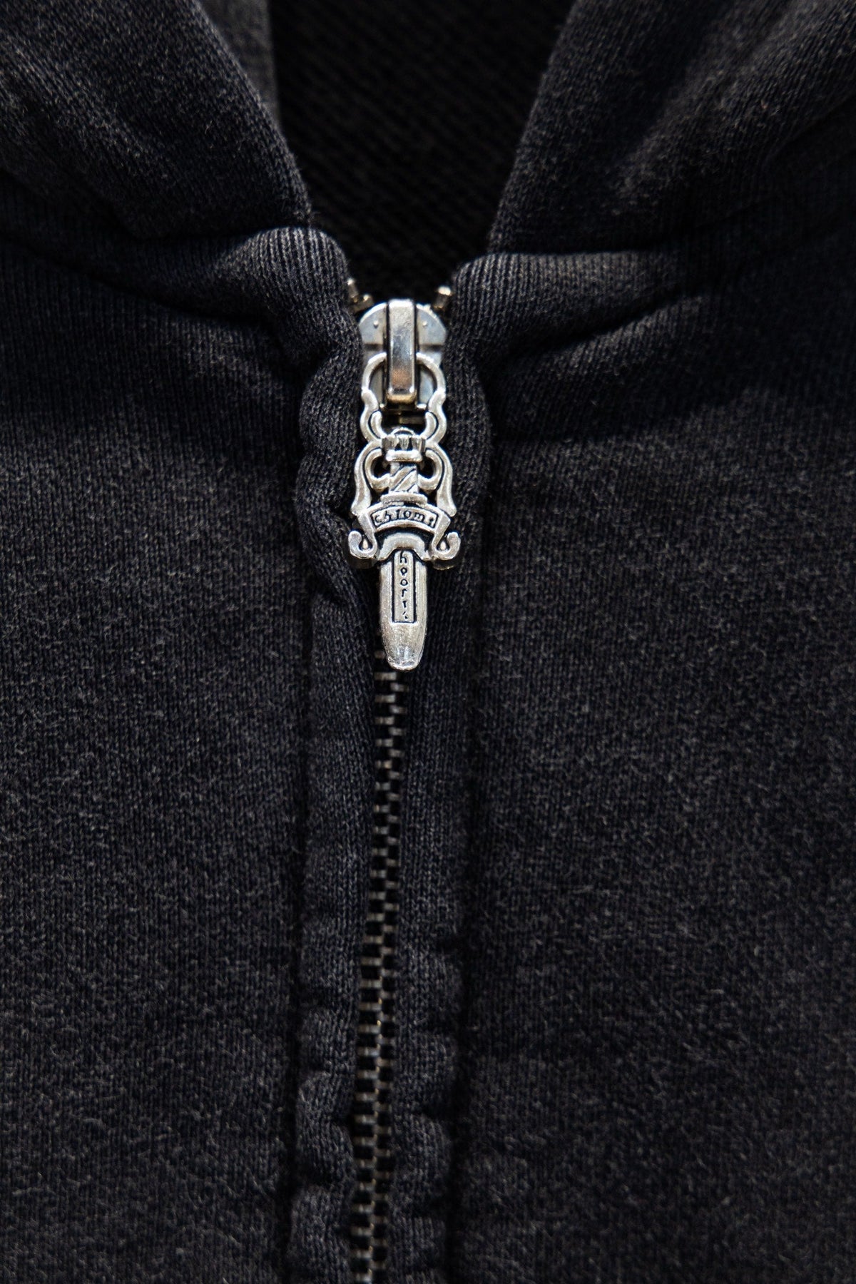 Classic Fit Hoodie-1002