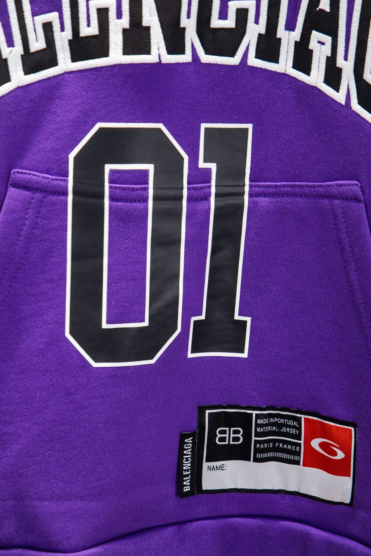 Classic Fit Hoodie-1008