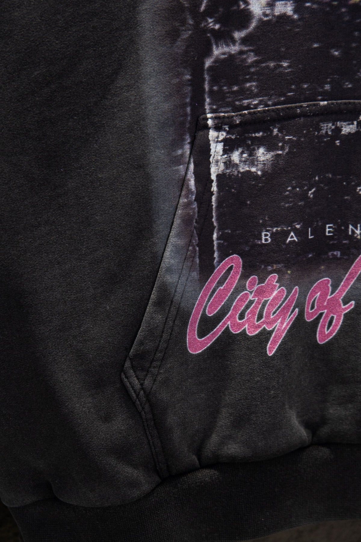 Classic Fit Hoodie-1010