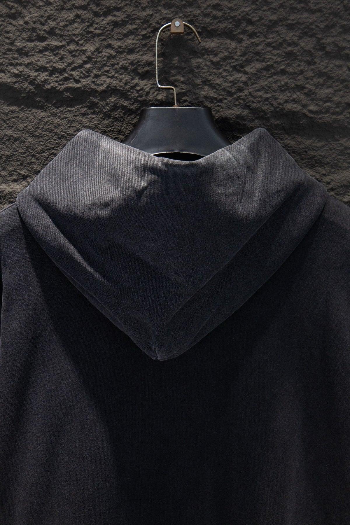 Classic Fit Hoodie-1012