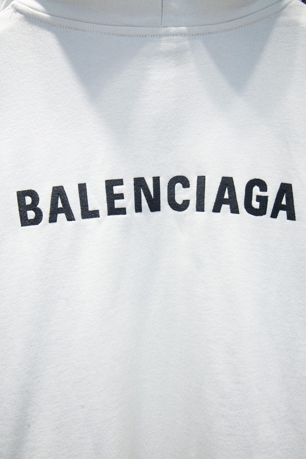 Classic Fit Hoodie-1013