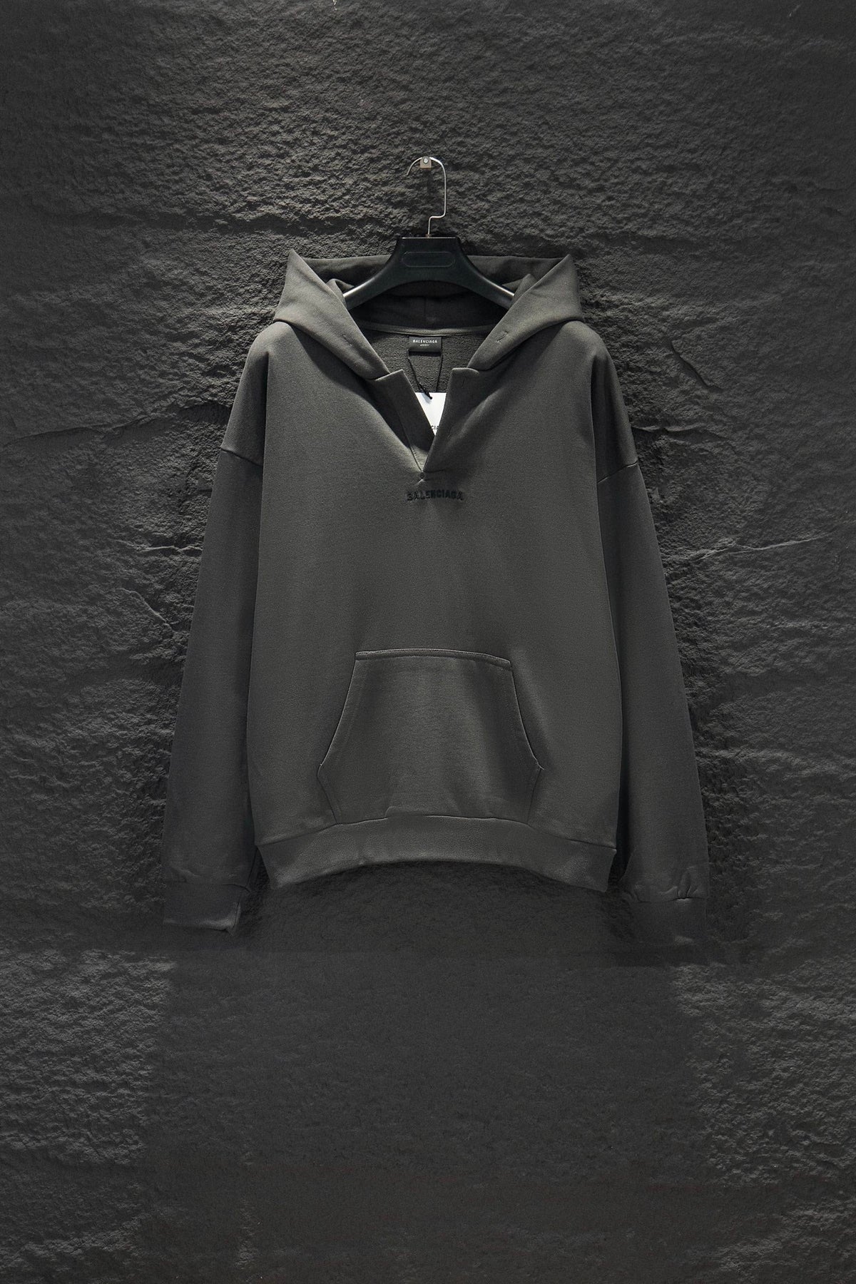 Classic Fit Hoodie-1015