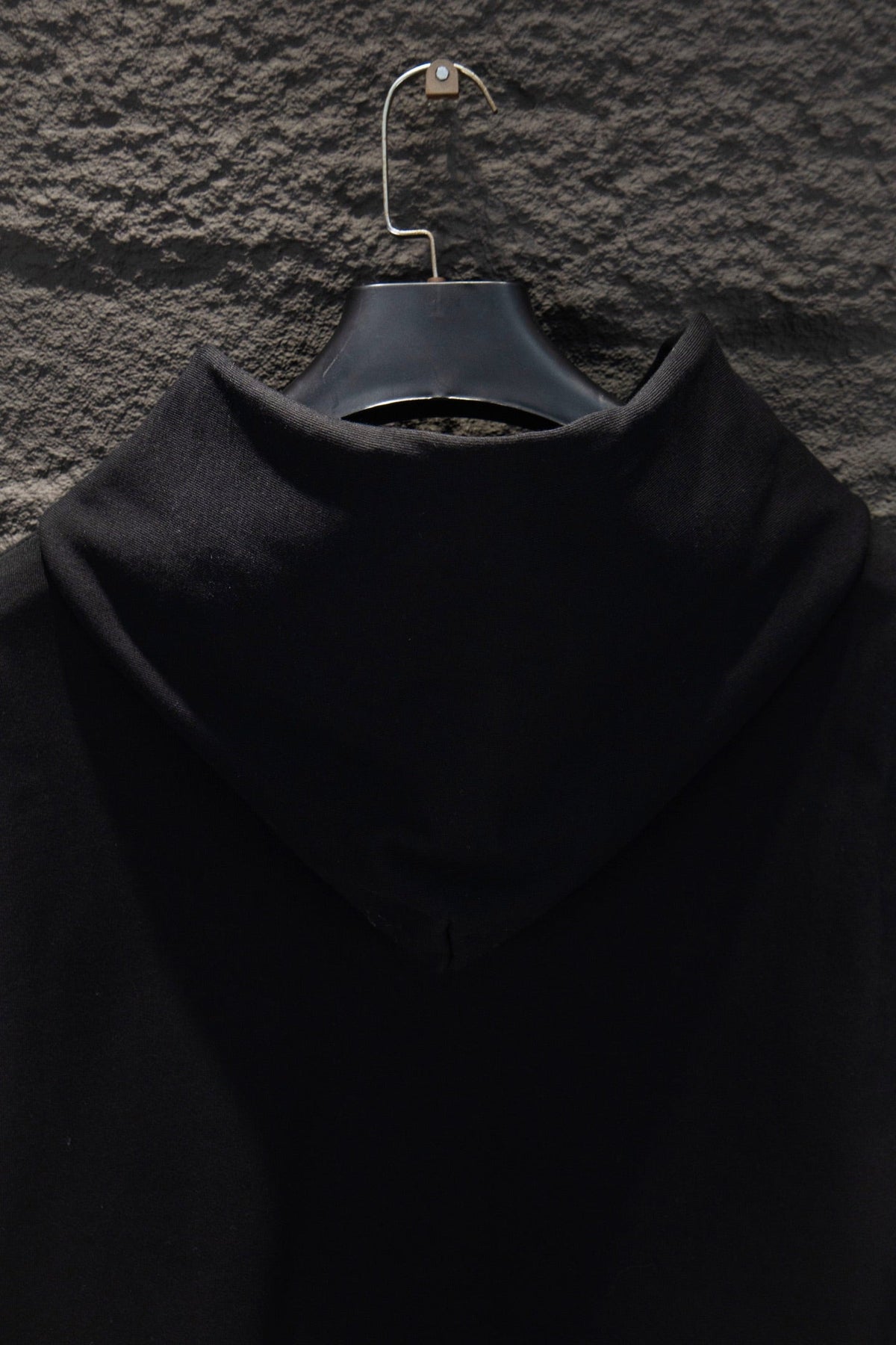 Classic Fit Hoodie-1018