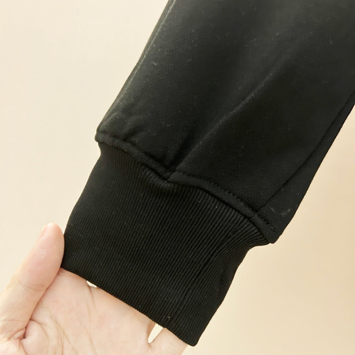 Classic Fit Hoodie-1034