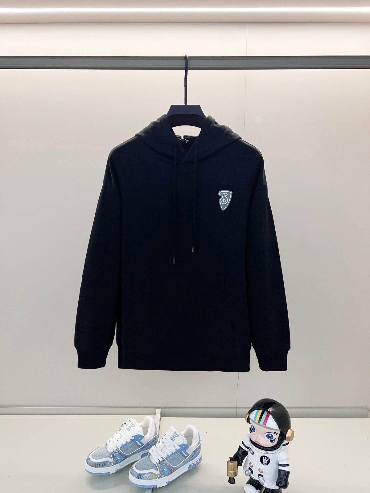 Classic Fit Hoodie-1048