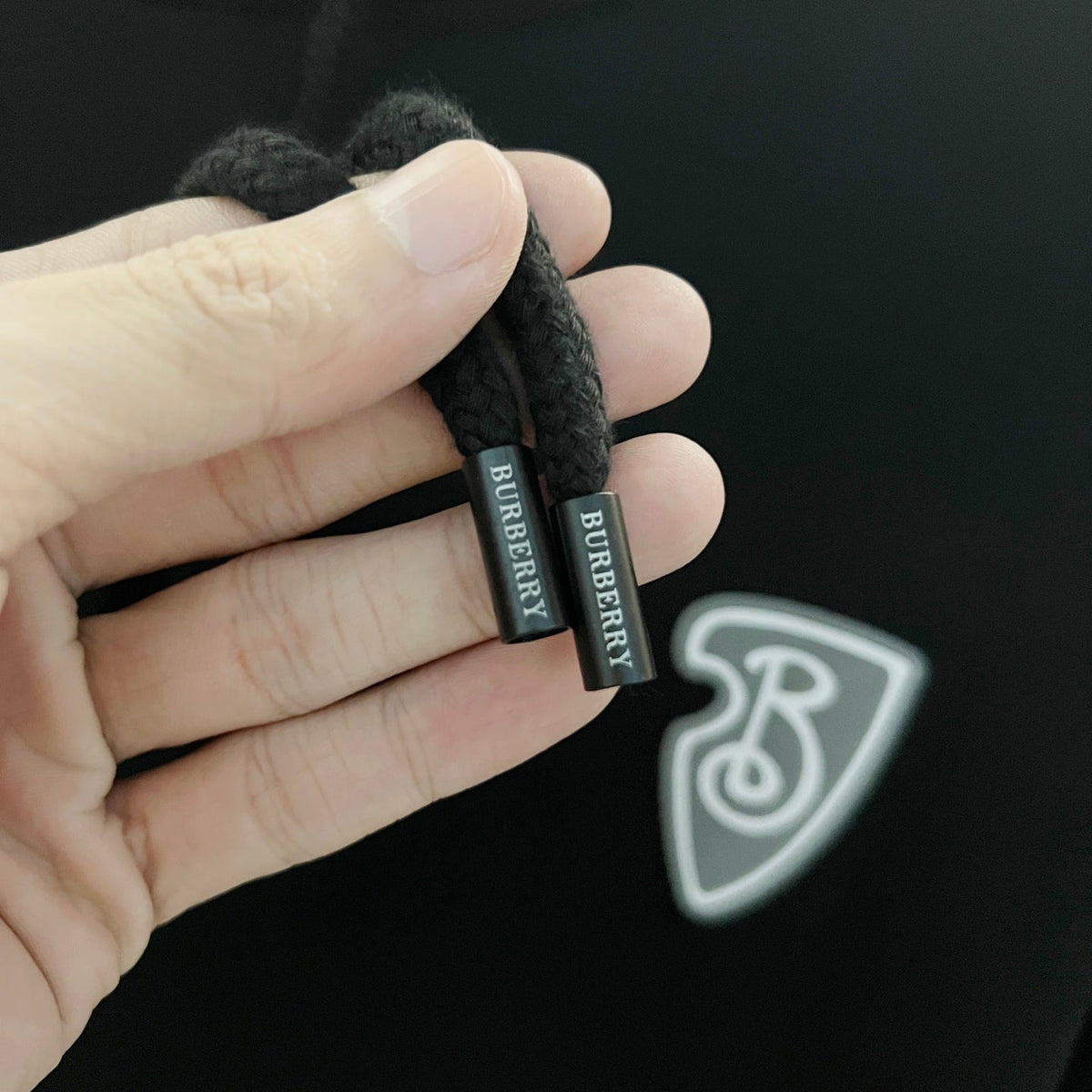 Classic Fit Hoodie-1048