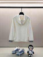 Classic Fit Hoodie-1050