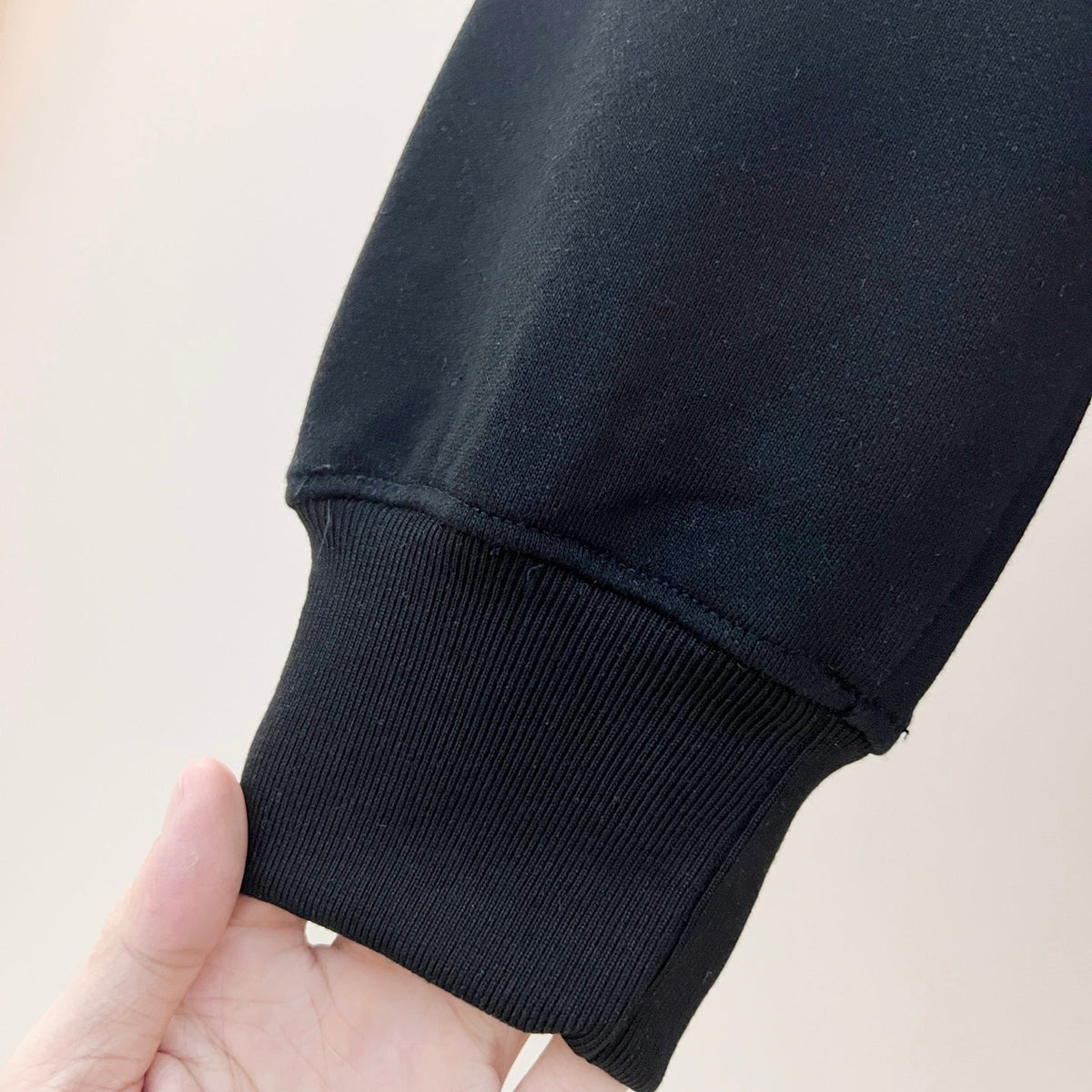 Classic Fit Hoodie-1056