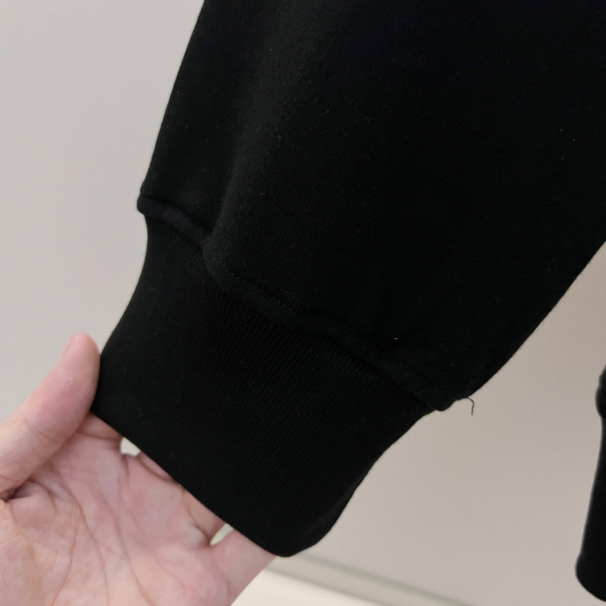 Classic Fit Hoodie-1058