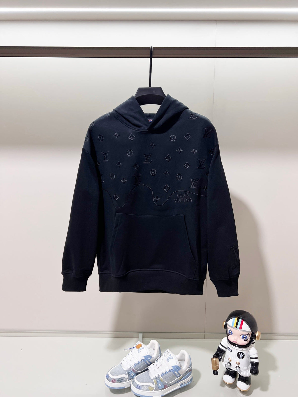 Classic Fit Hoodie-1065