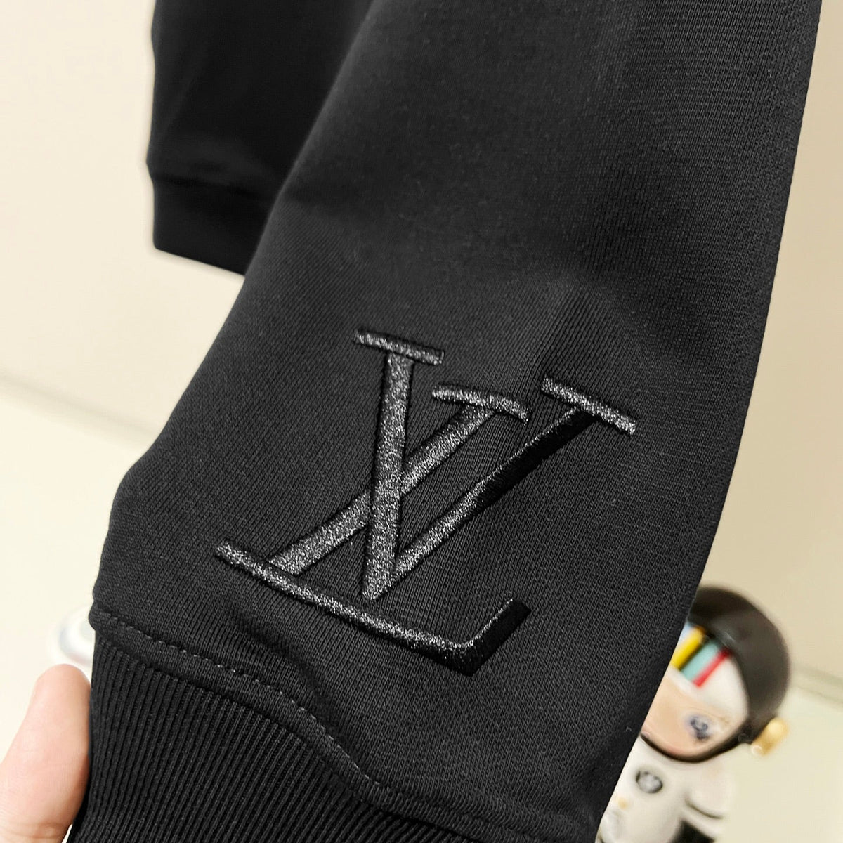 Classic Fit Hoodie-1065