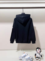 Classic Fit Hoodie-1076