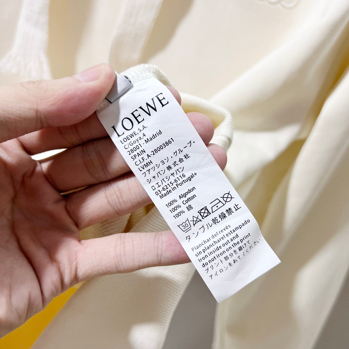 Classic Fit Hoodie-1080