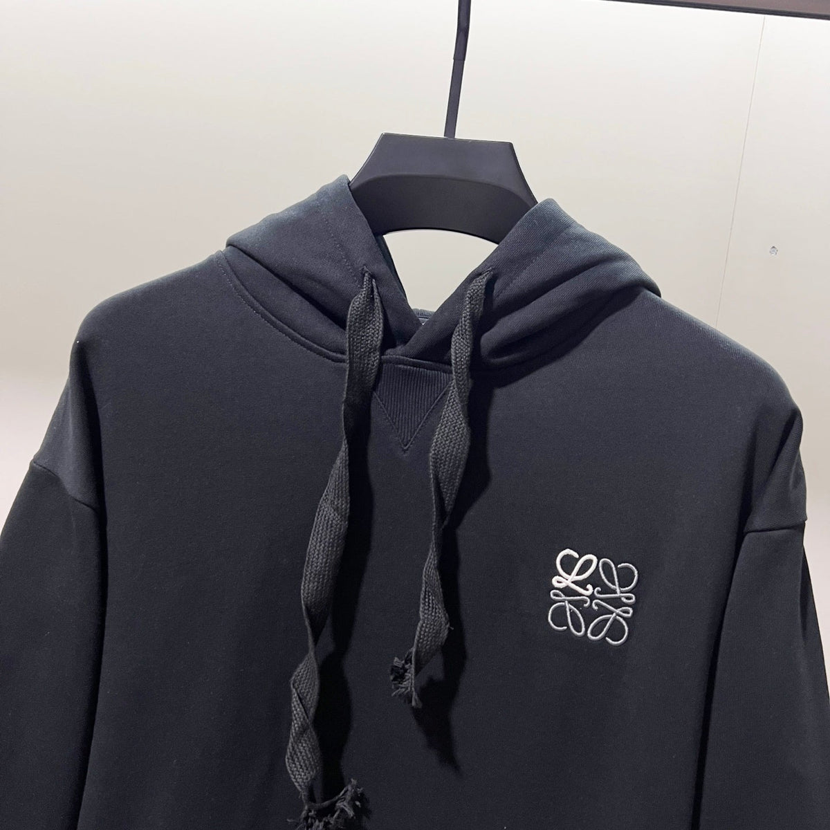 Classic Fit Hoodie-1081