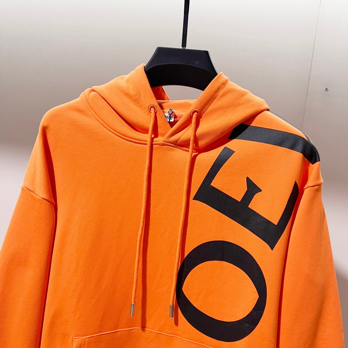 Classic Fit Hoodie-1089