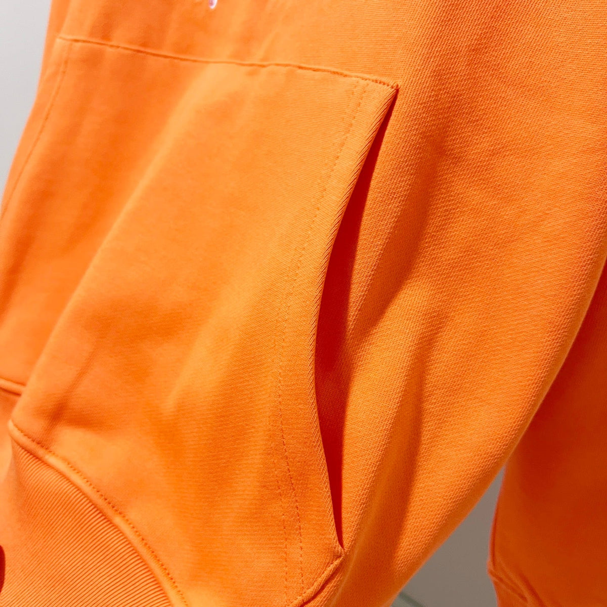 Classic Fit Hoodie-1093