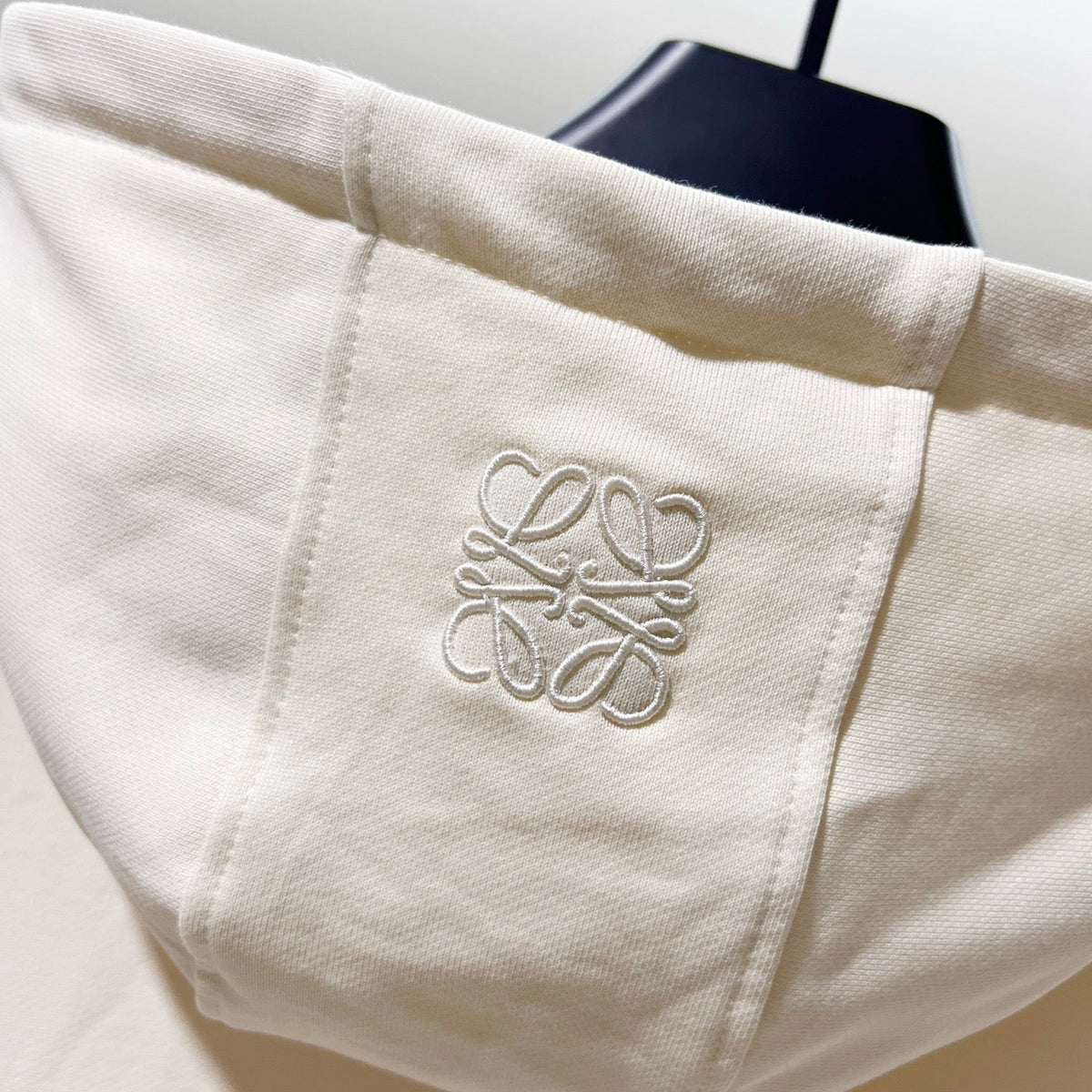 Classic Fit Hoodie-1094