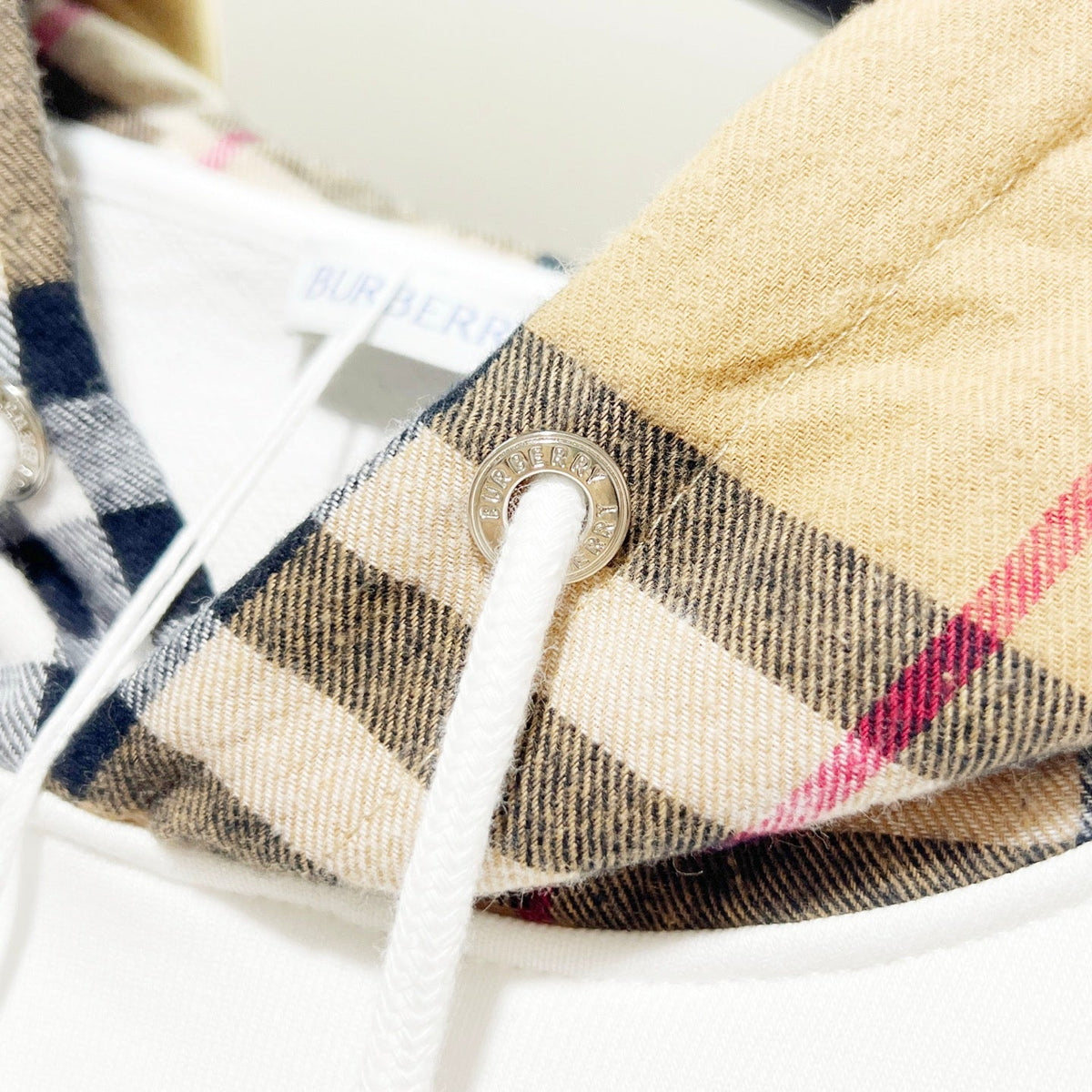 Classic Fit Hoodie-1099