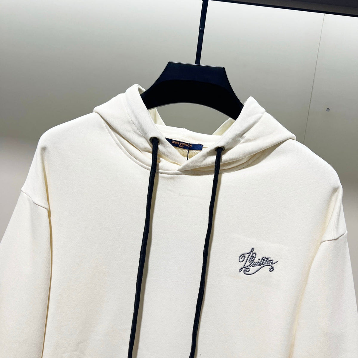 Classic Fit Hoodie-1102