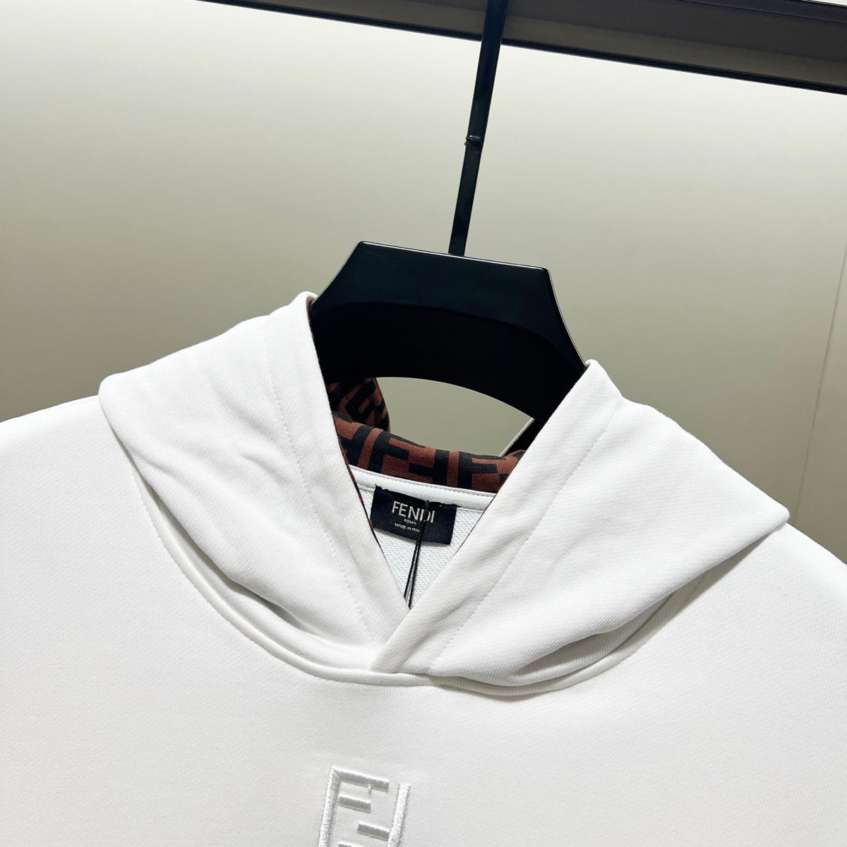 Classic Fit Hoodie-1104