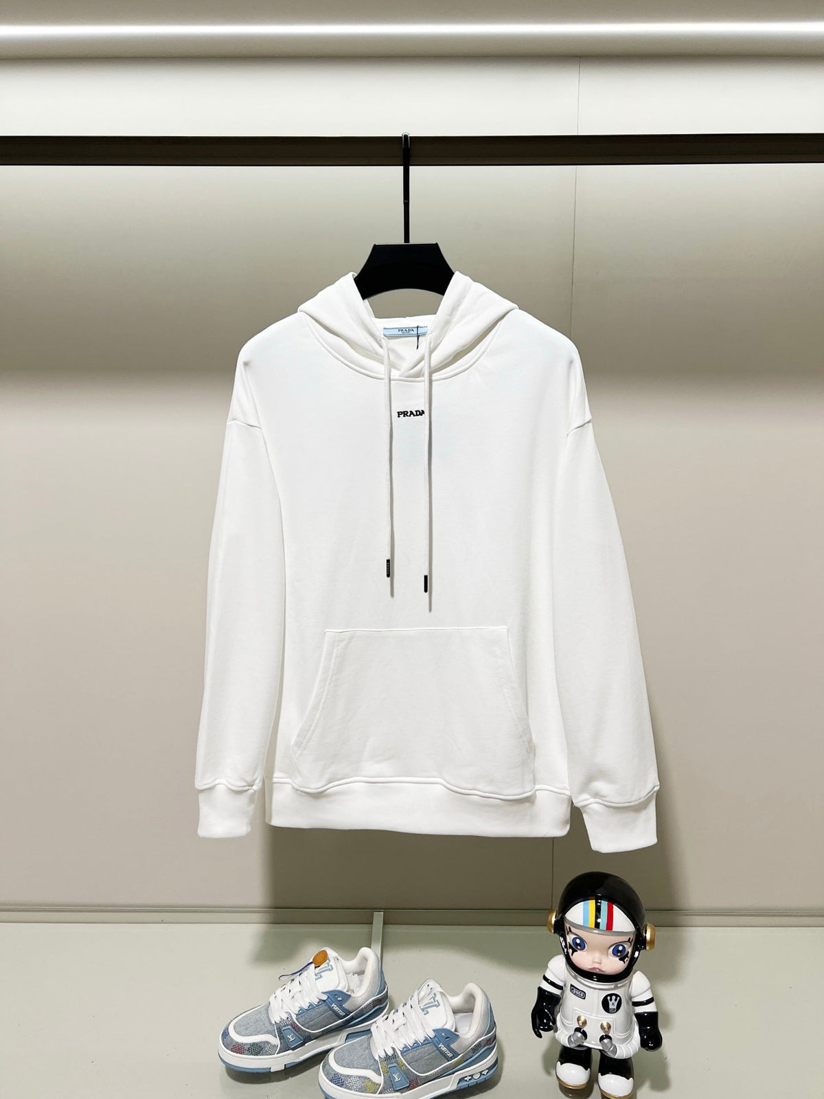 Classic Fit Hoodie-1109