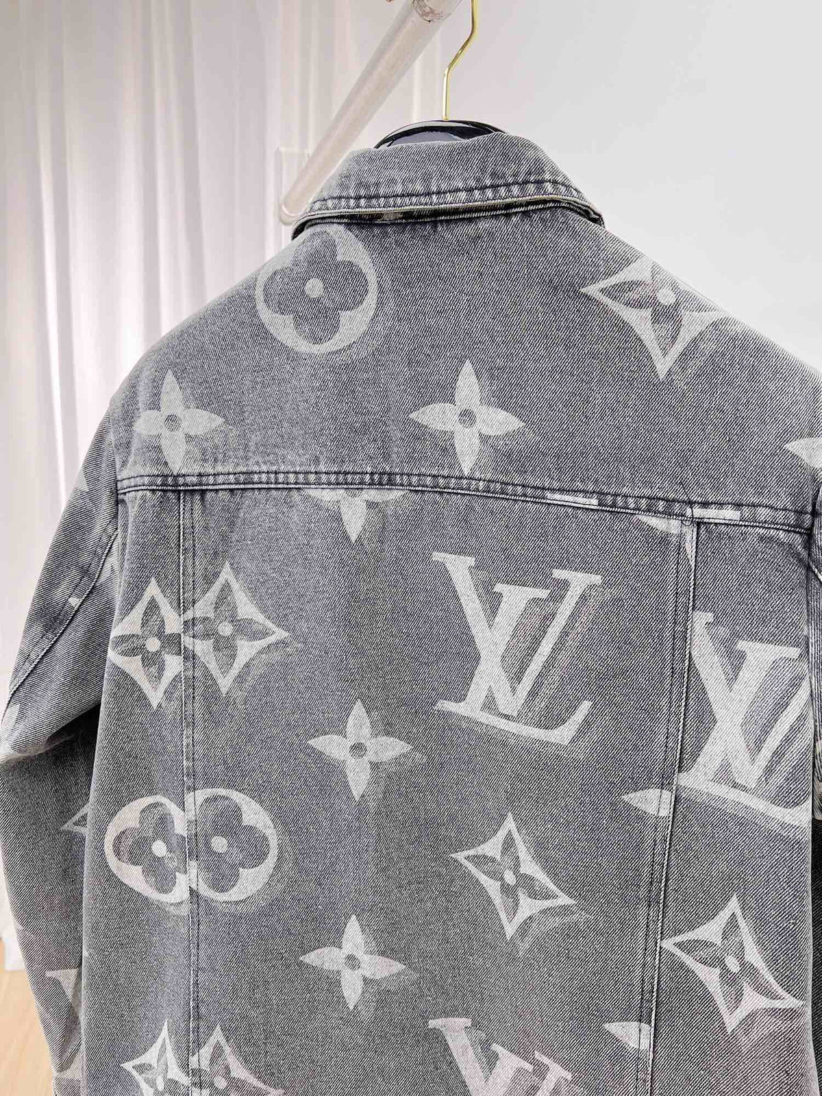 Premium Heavy-Duty Denim Jacket | Durable, Stylish & Built to Last-13