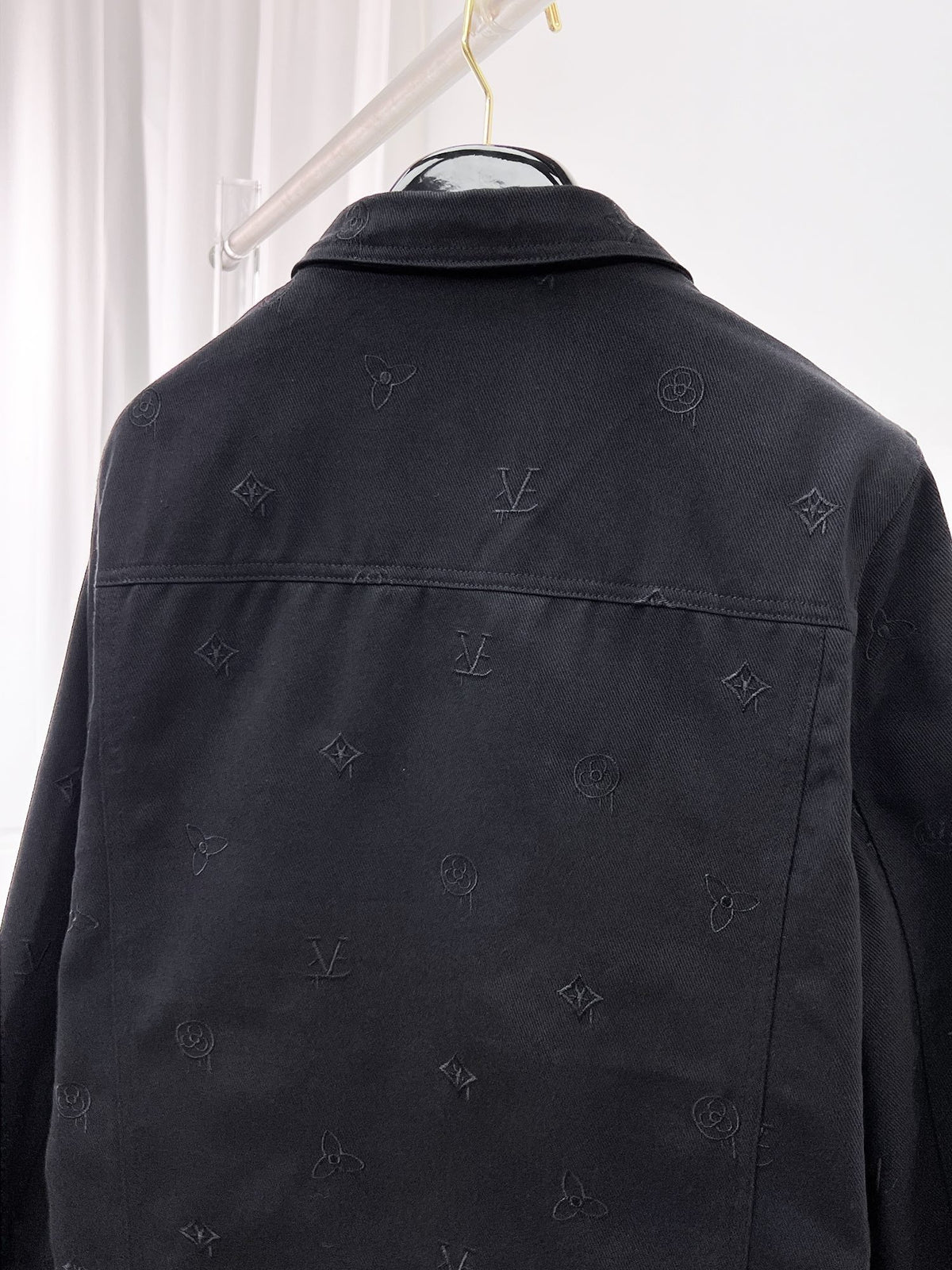 Premium Heavy-Duty Denim Jacket | Durable, Stylish & Built to Last-38