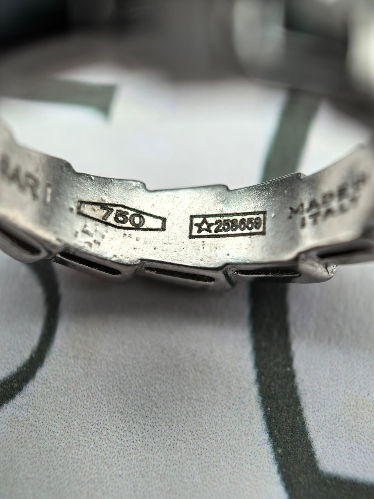 Minimalist Classic Ring-33