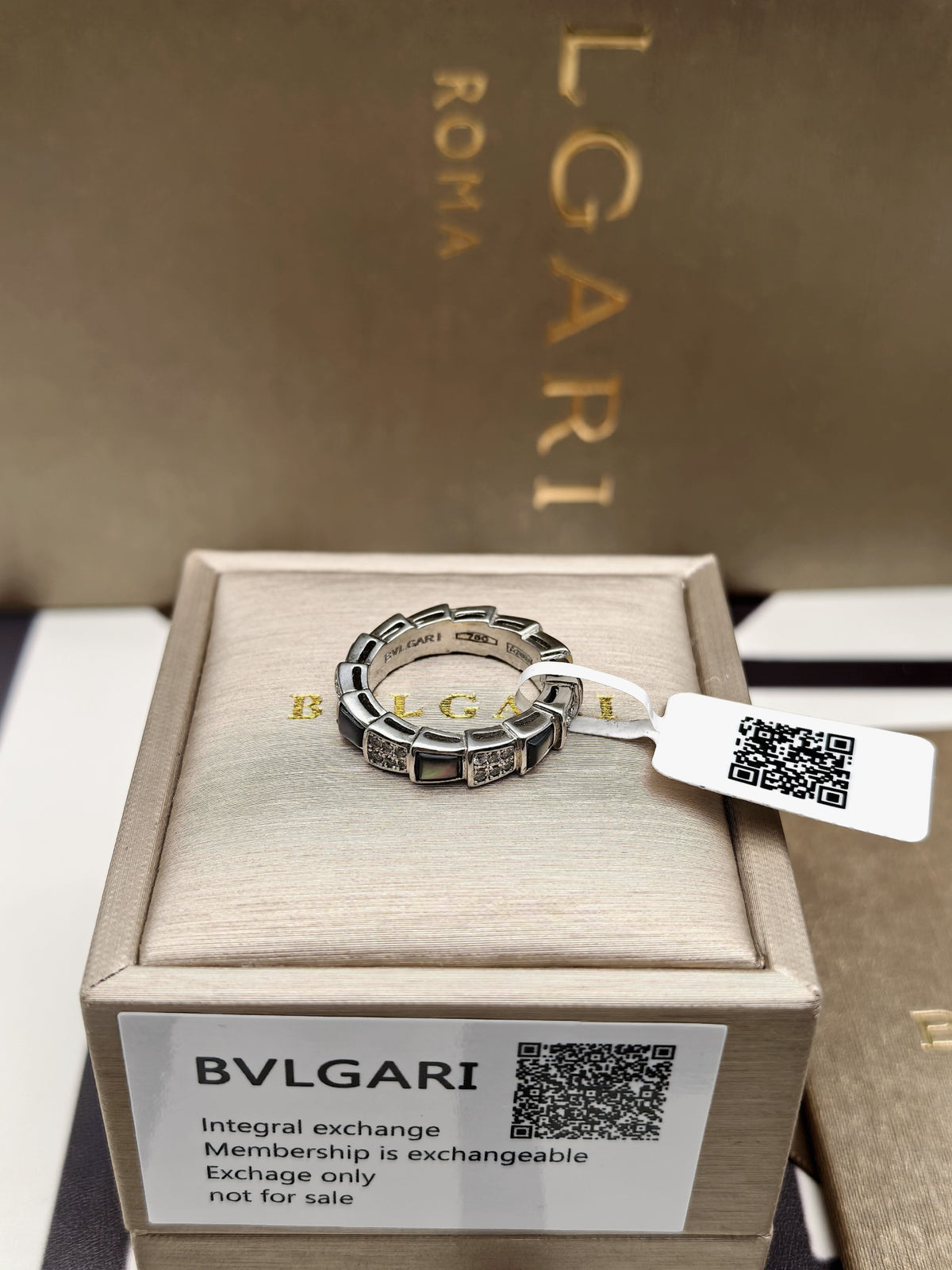 Minimalist Classic Ring-33