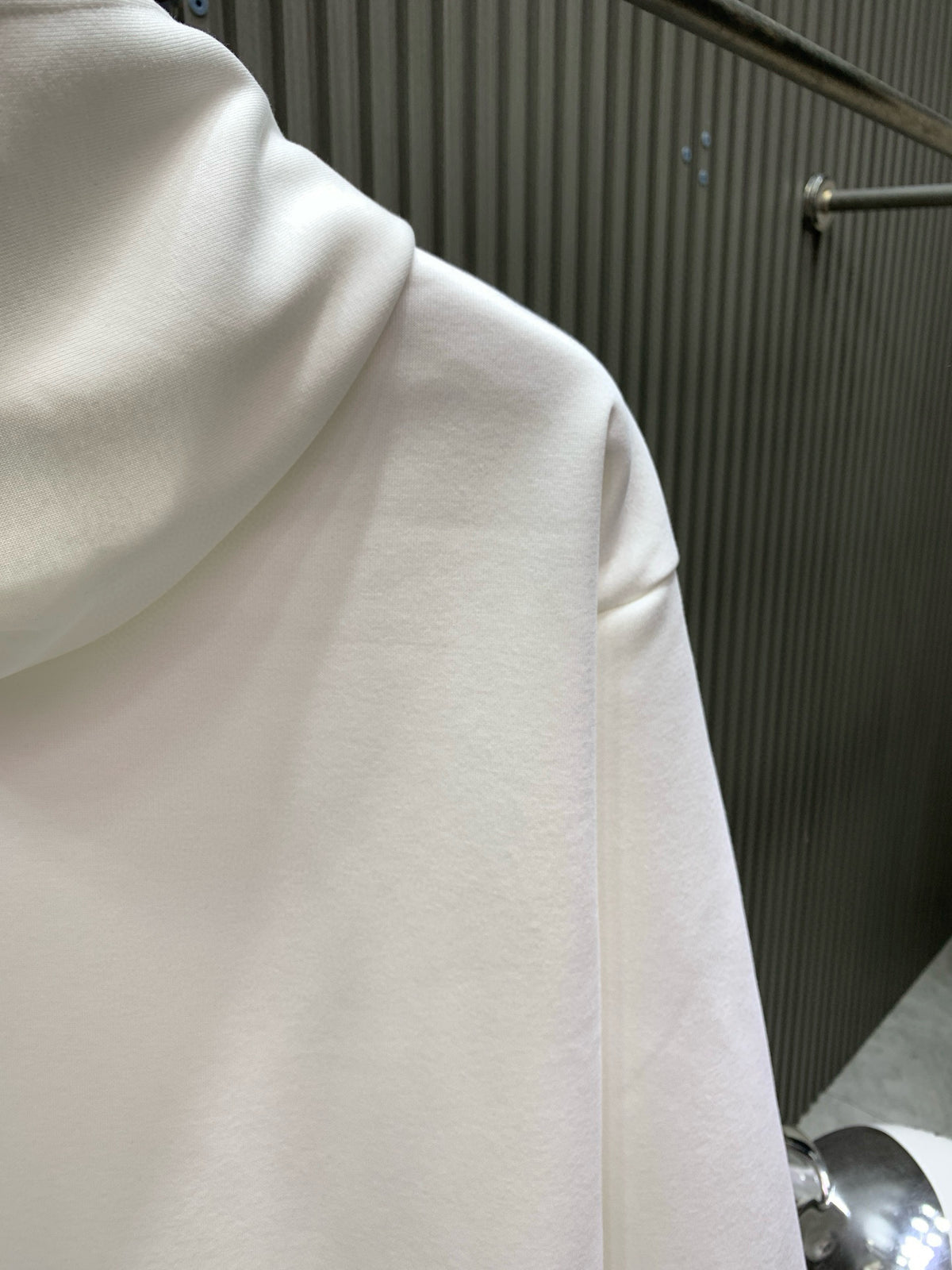 Classic Fit Hoodie-1003