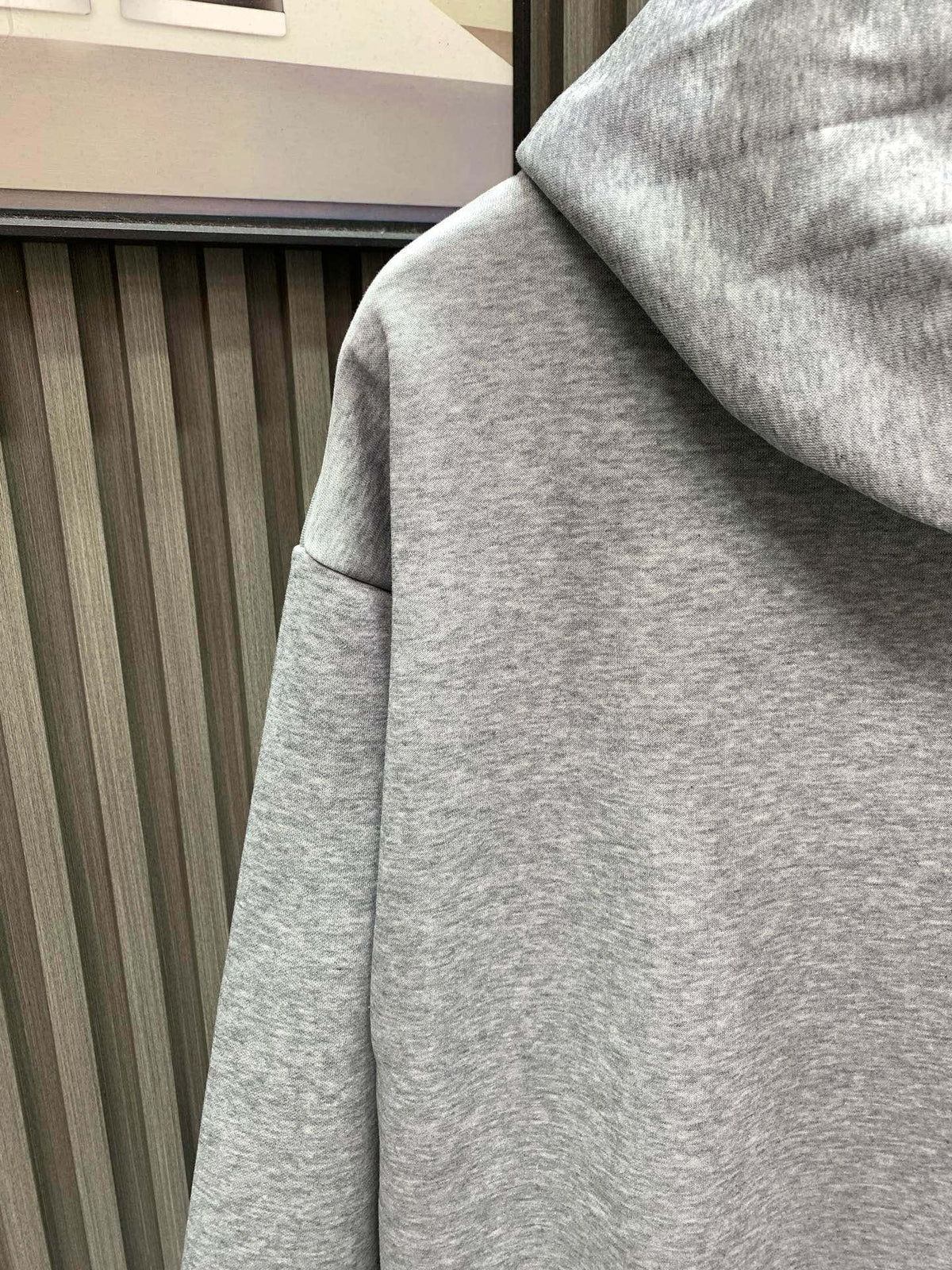 Classic Fit Hoodie-1007