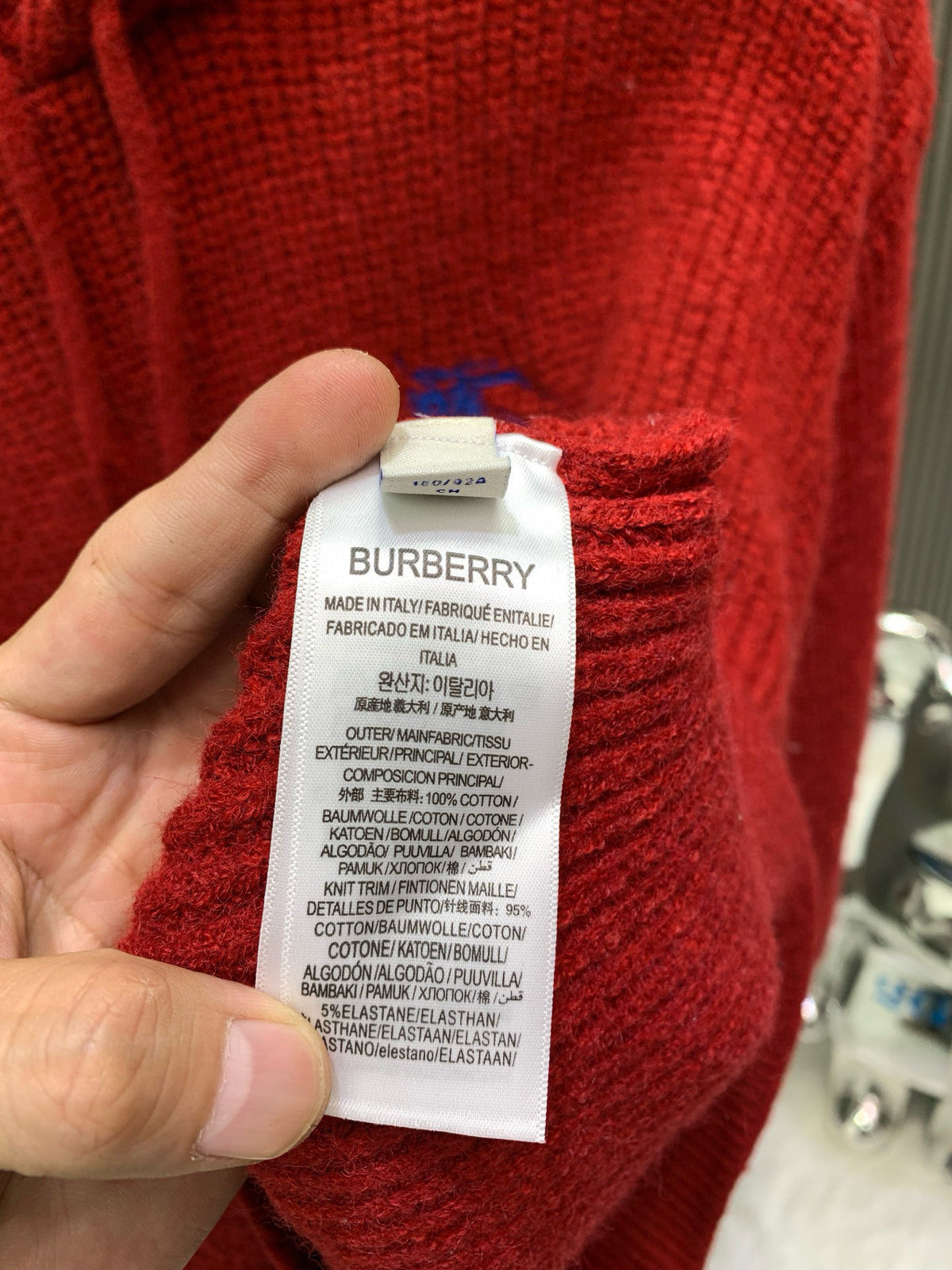 Classic Fit Hoodie-1012