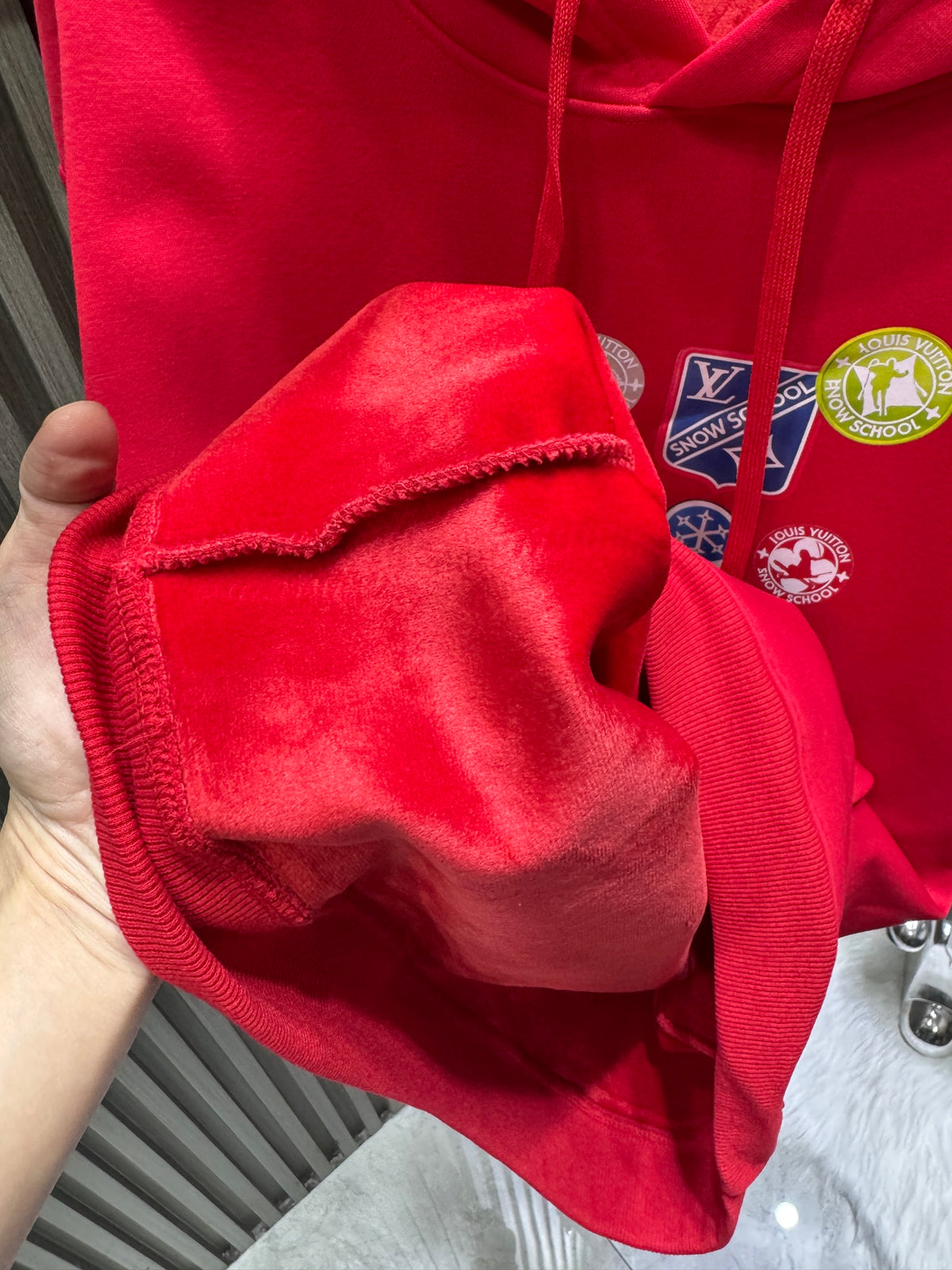 Classic Fit Hoodie-1020