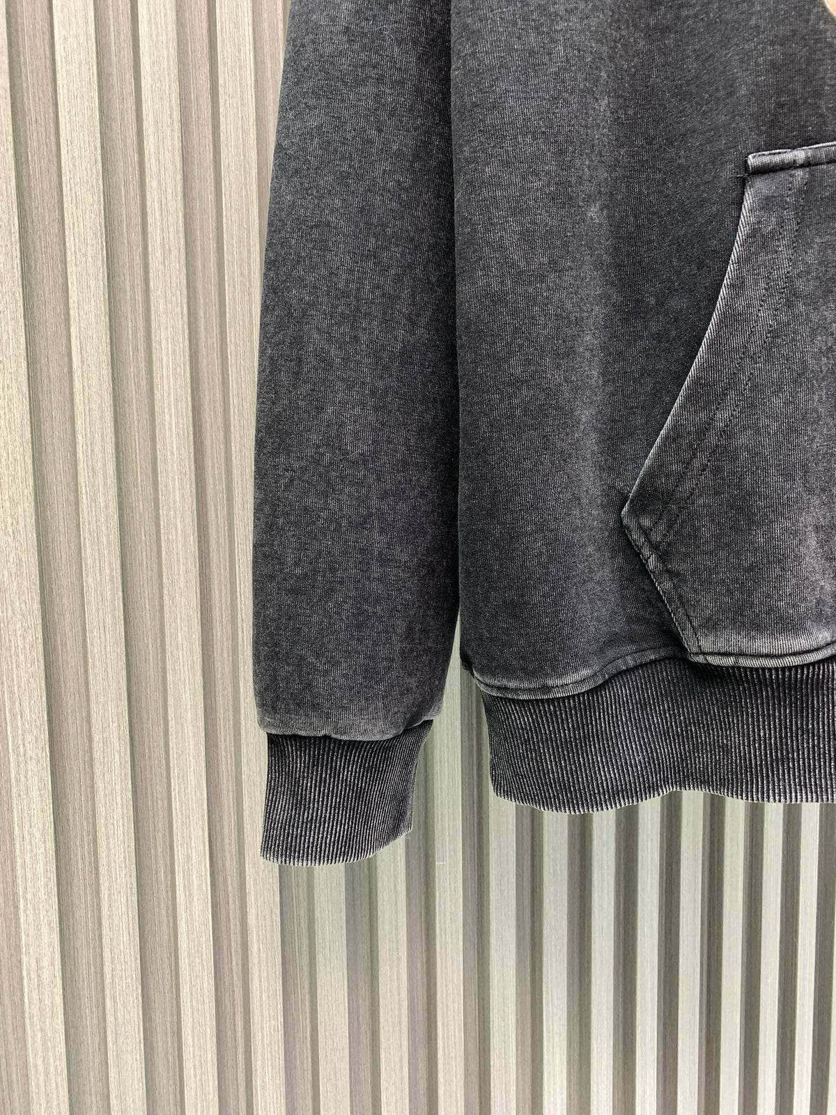 Classic Fit Hoodie-1021