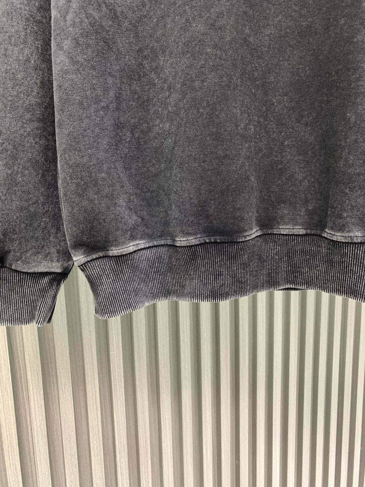 Classic Fit Hoodie-1022