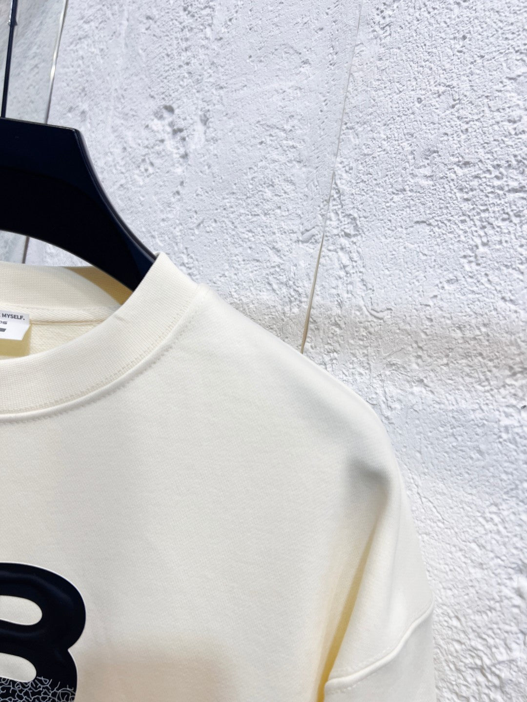 Classic Fit Hoodie-10231