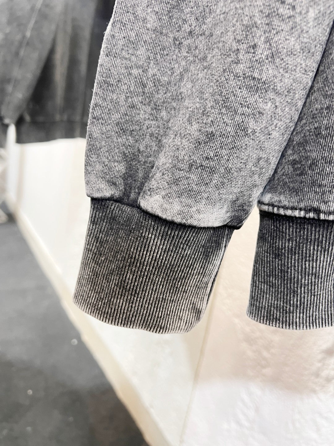 Classic Fit Hoodie-1033