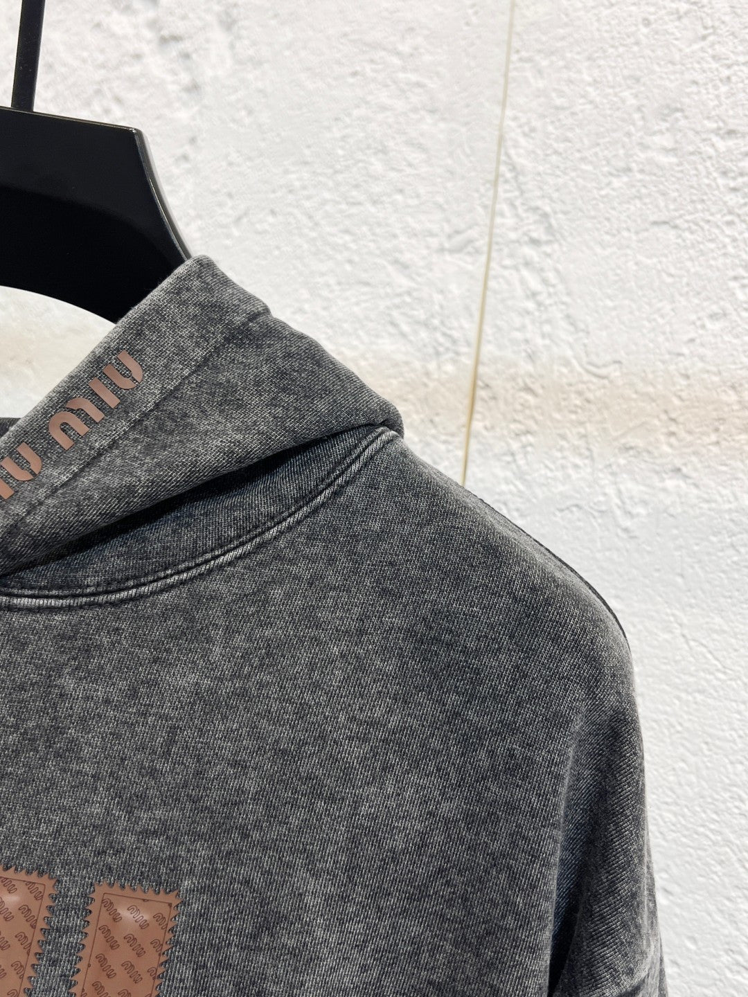 Classic Fit Hoodie-1033