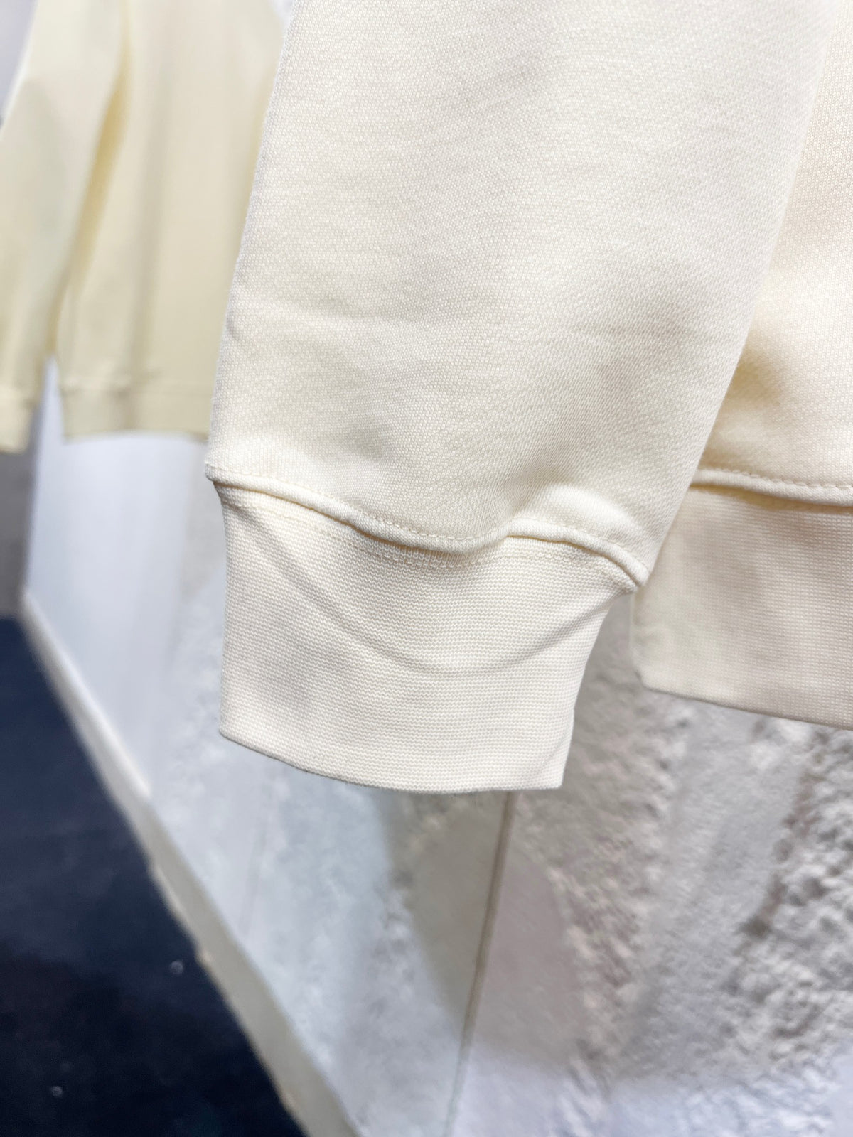 Classic Fit Hoodie-1035