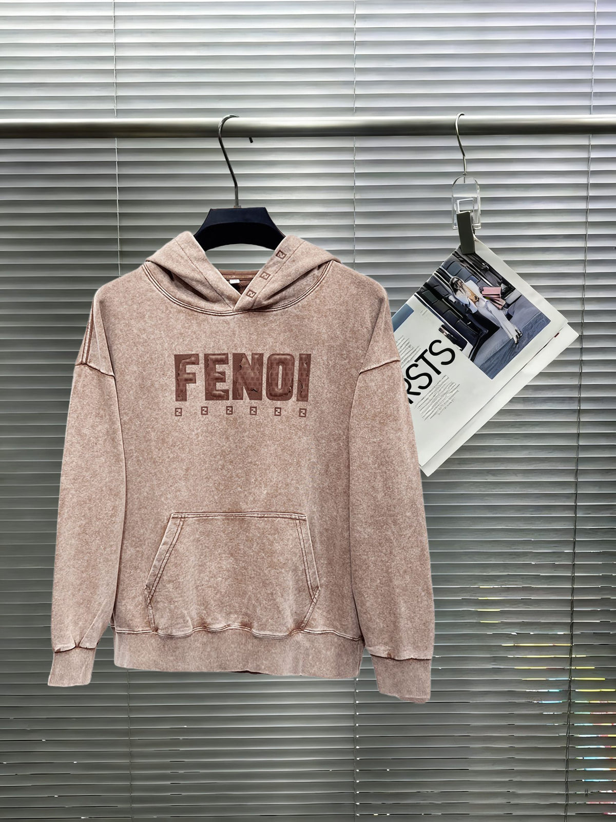 Classic Fit Hoodie-1036