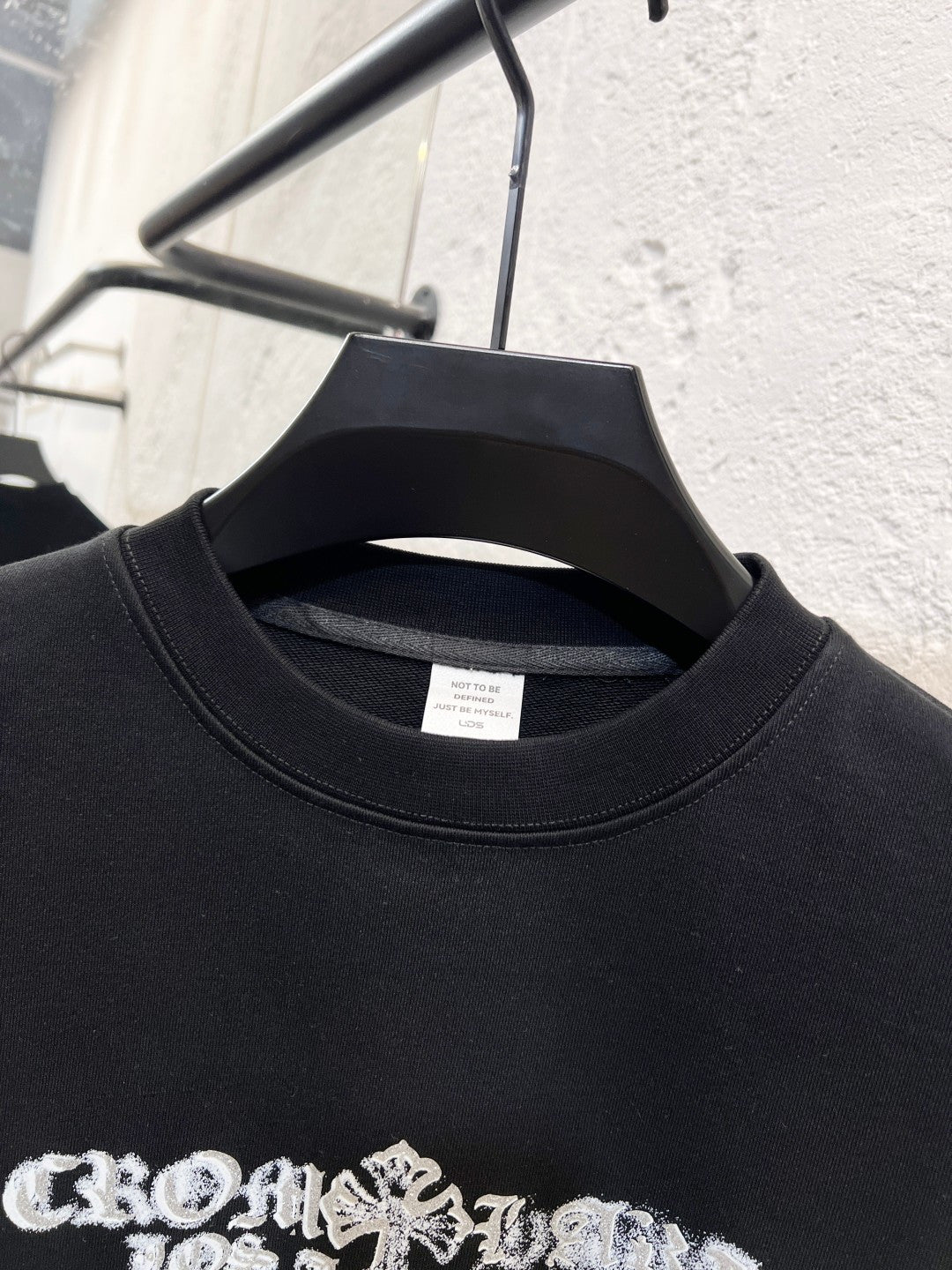 Classic Fit Hoodie-1037