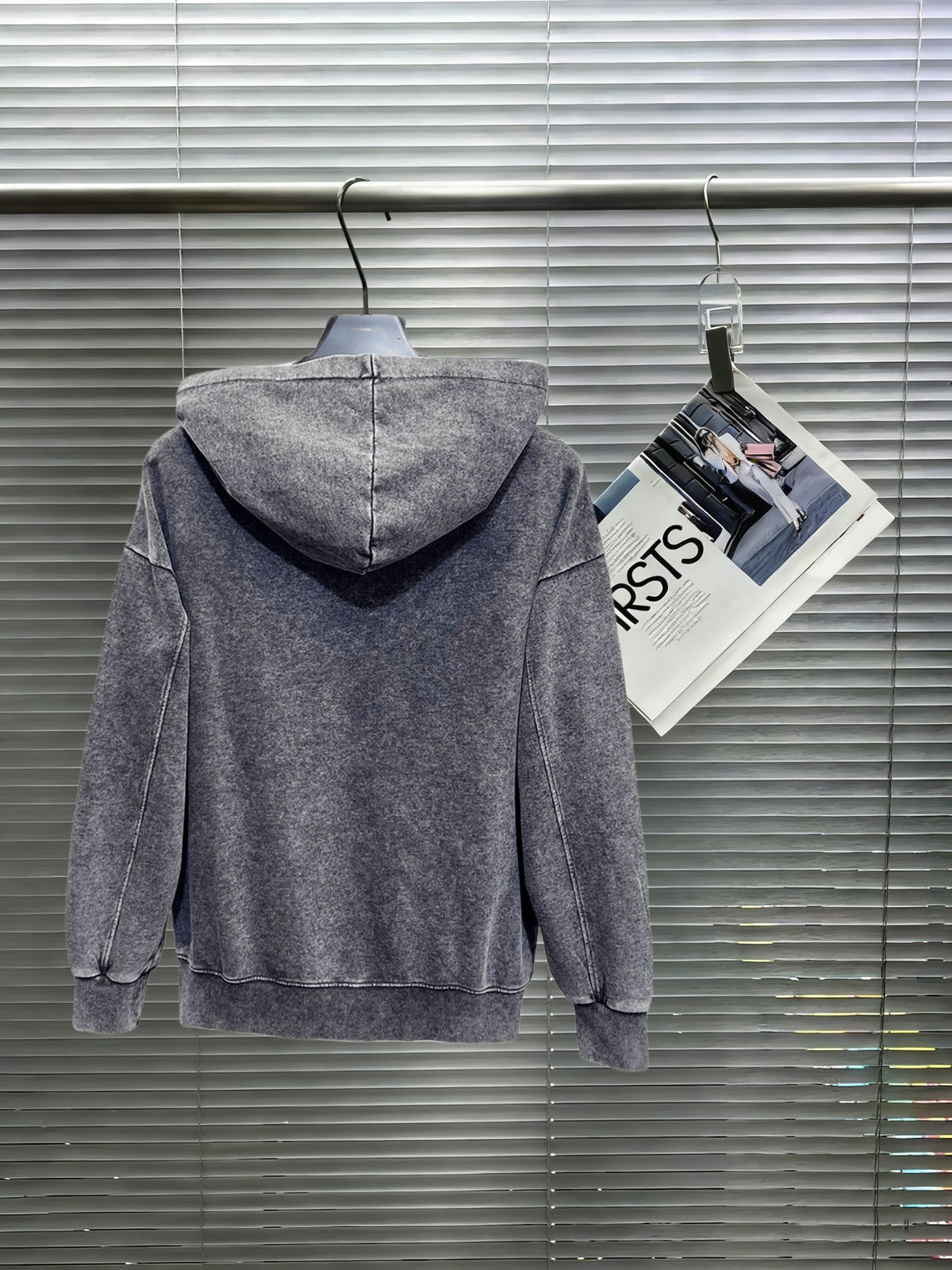 Classic Fit Hoodie-1038