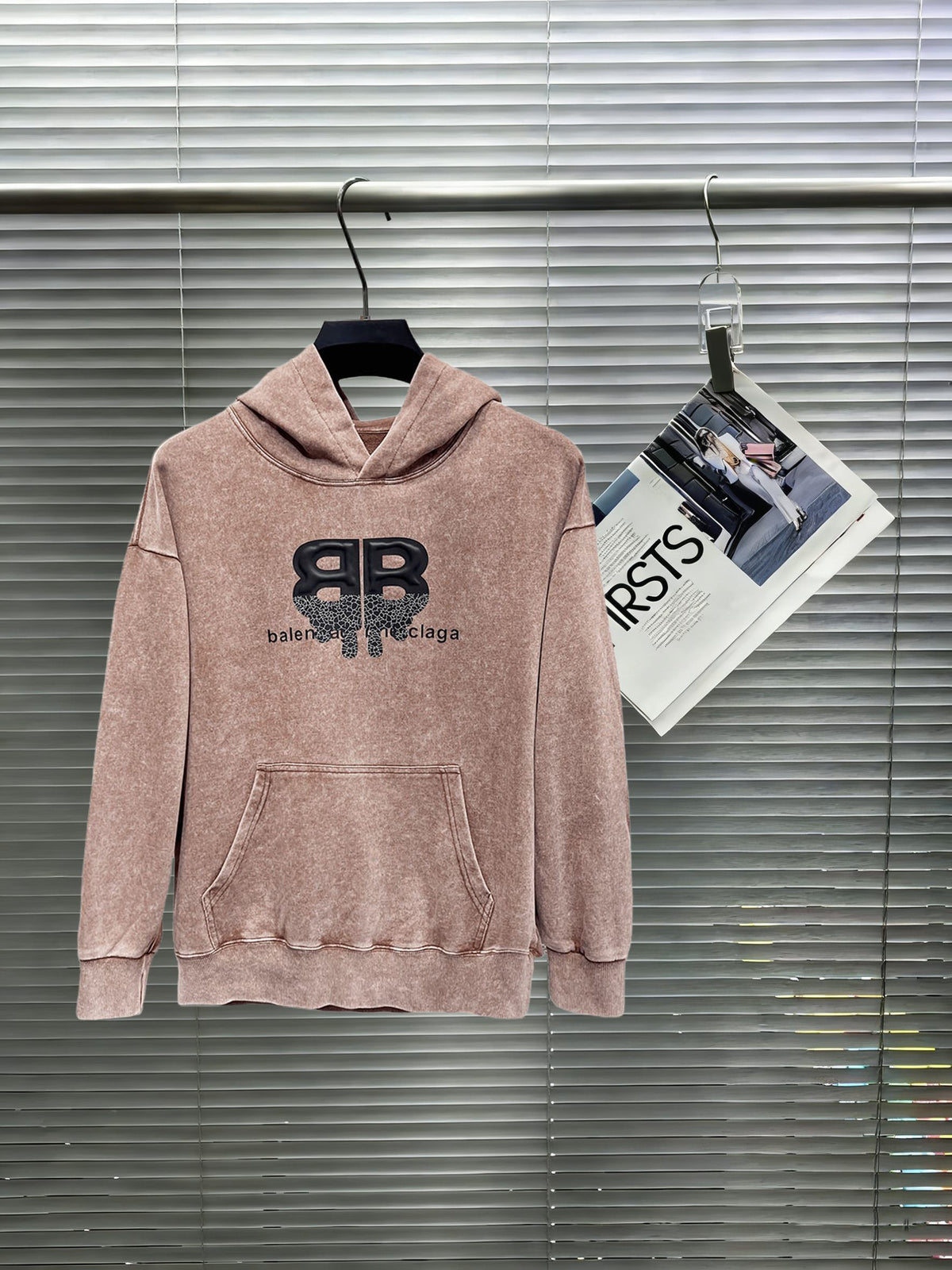 Classic Fit Hoodie-1039