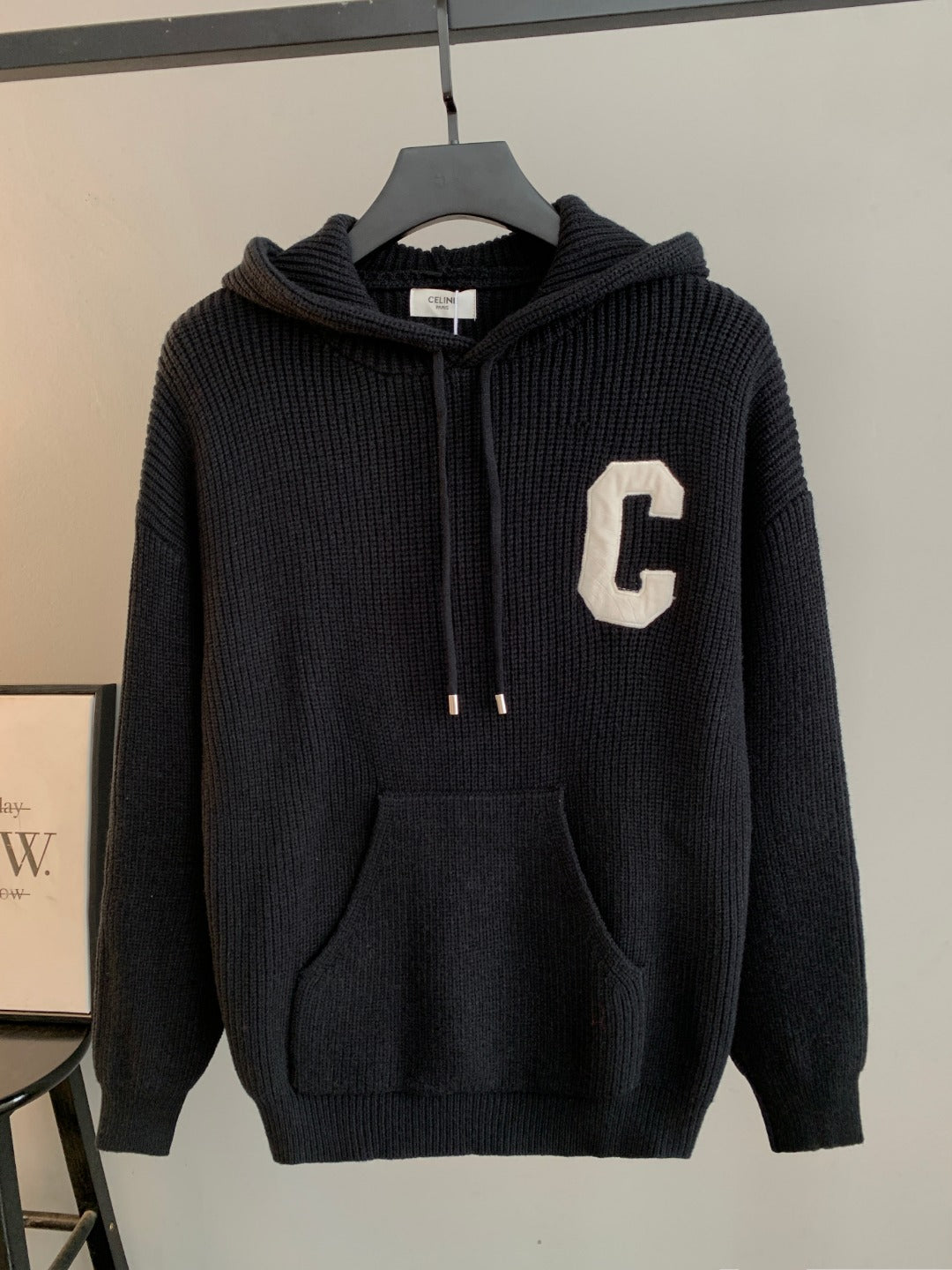 Classic Fit Hoodie-1040