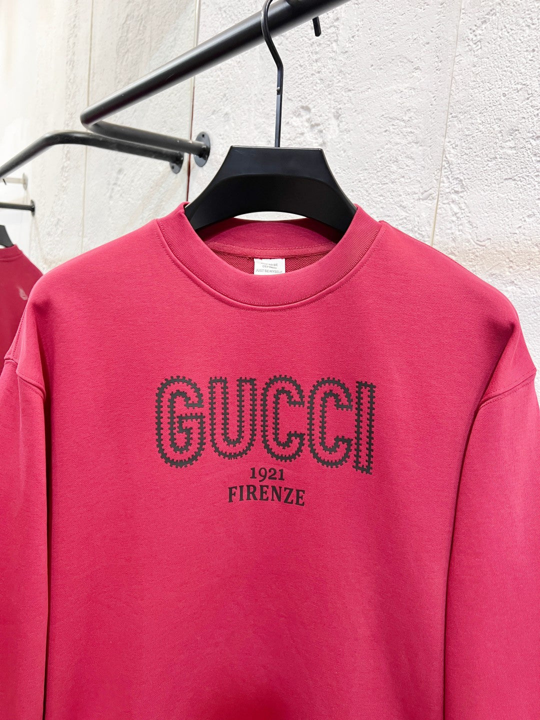 Classic Fit Hoodie-1051